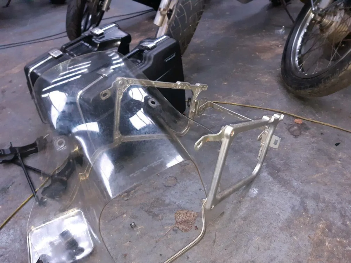 KRAUSER MOTORCYCLE VINTAGE PANNIERS RACKS & SCREEN - Image 2