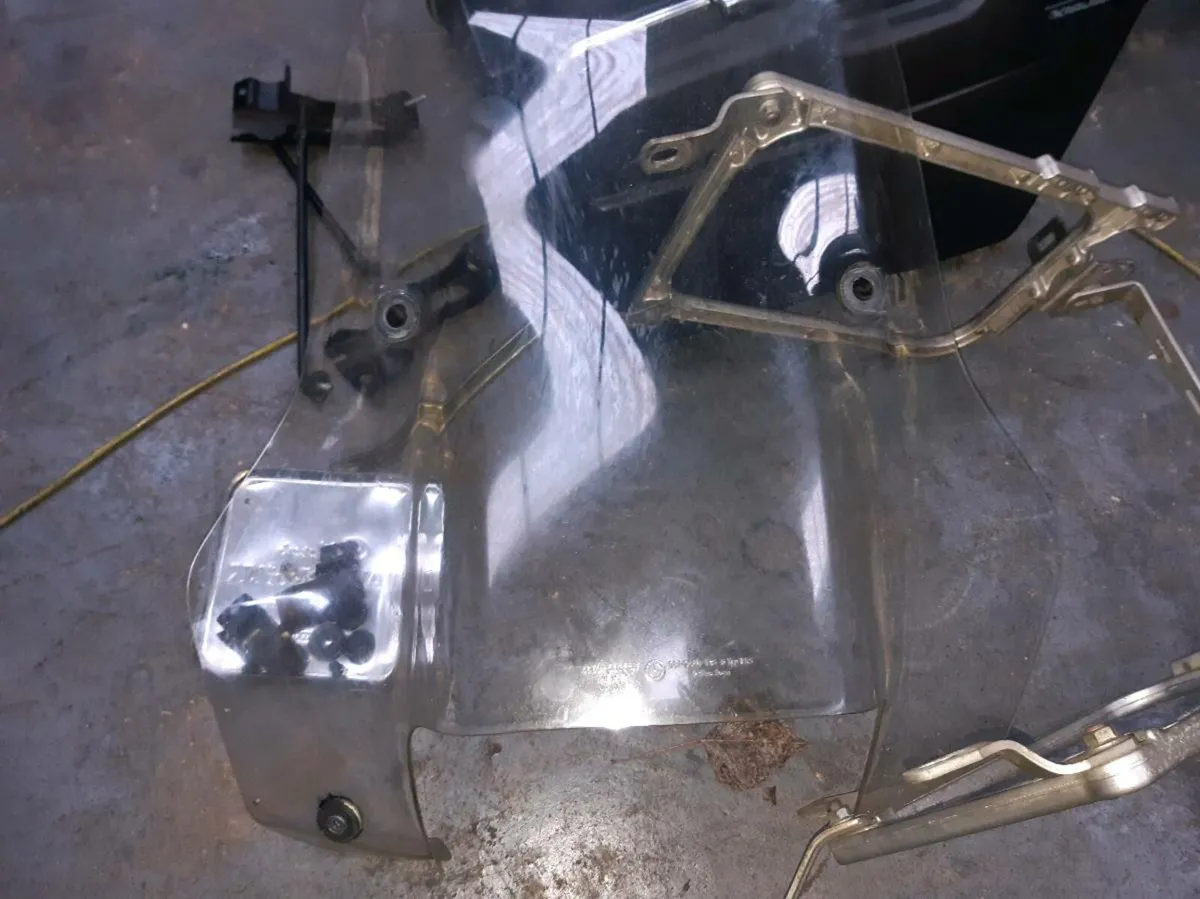 KRAUSER MOTORCYCLE VINTAGE PANNIERS RACKS & SCREEN - Image 3