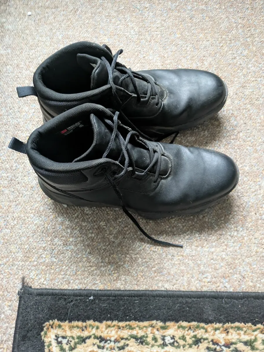 Golf Shoes - Image 2