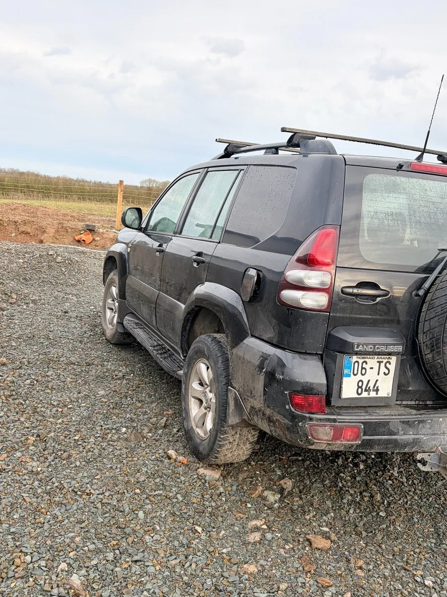 Toyota Landcruiser - Image 4