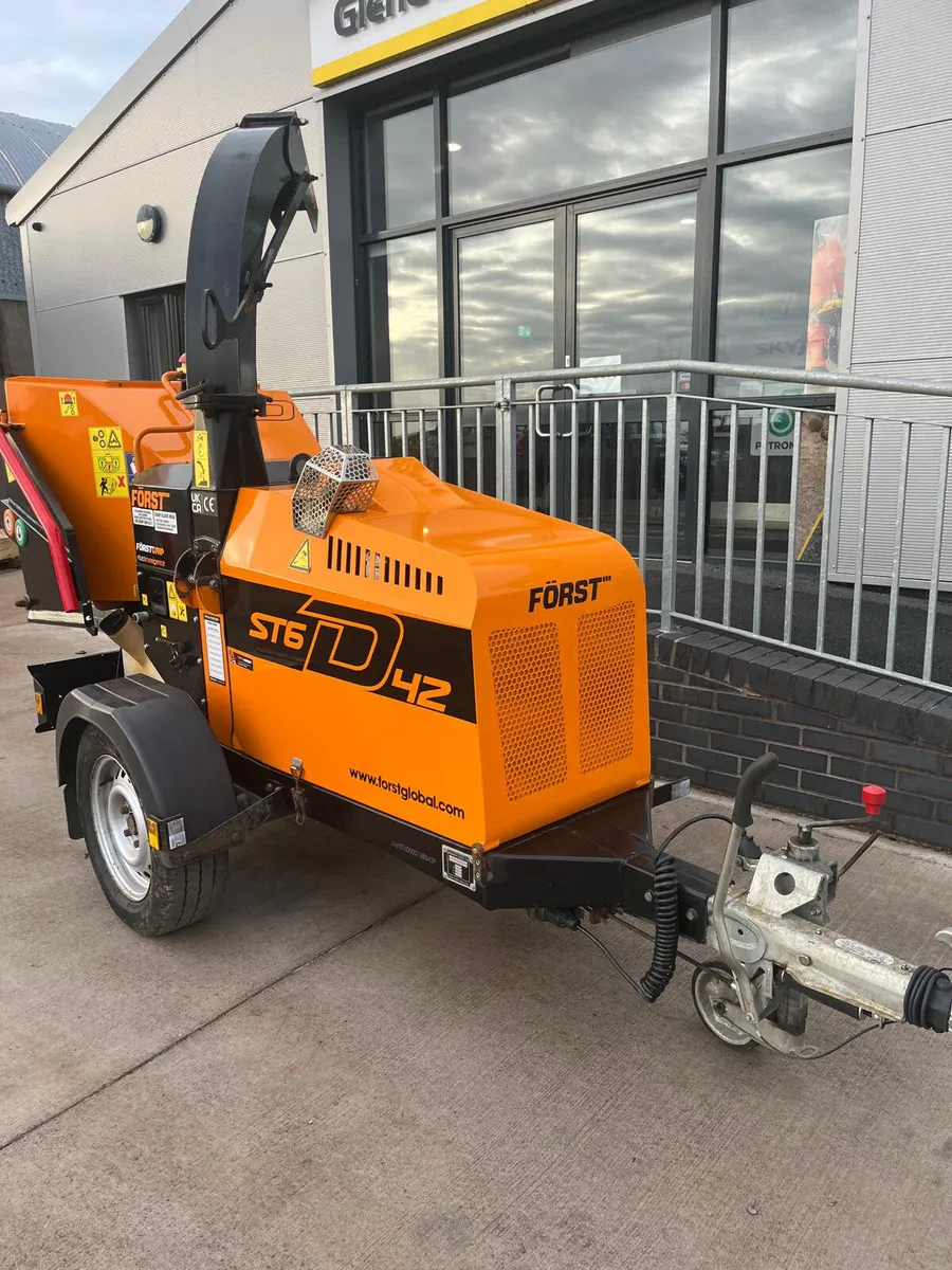 Used 2022 Forst ST6D 42hp tow behind wood chipper - Image 1