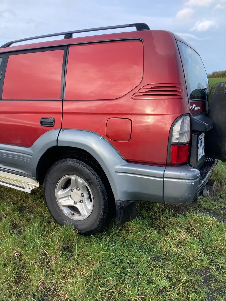 Toyota Land Cruiser - Image 4