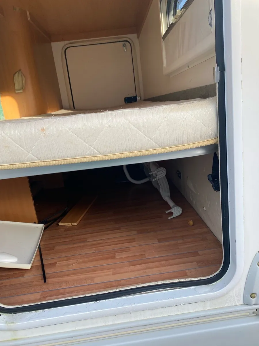 Carioca 656 campervan - Image 3