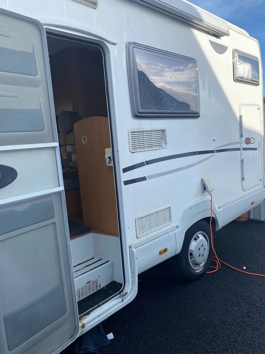 Carioca 656 campervan - Image 4