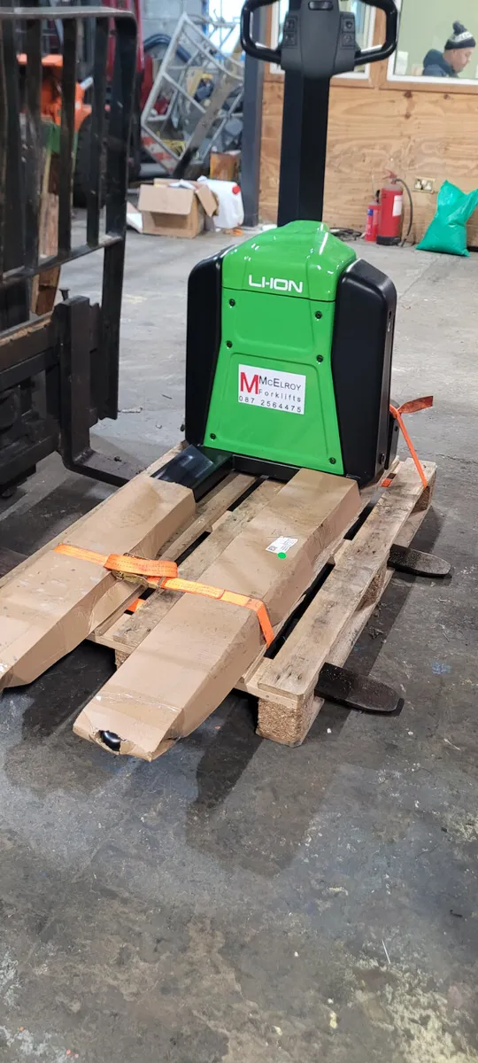 Fully Electric Pallet Truck 1.8 Ton - Image 3