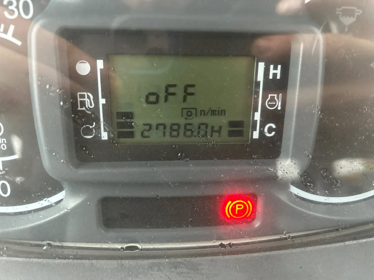 2018 Iseki TG6405 Compact Tractor - Image 2