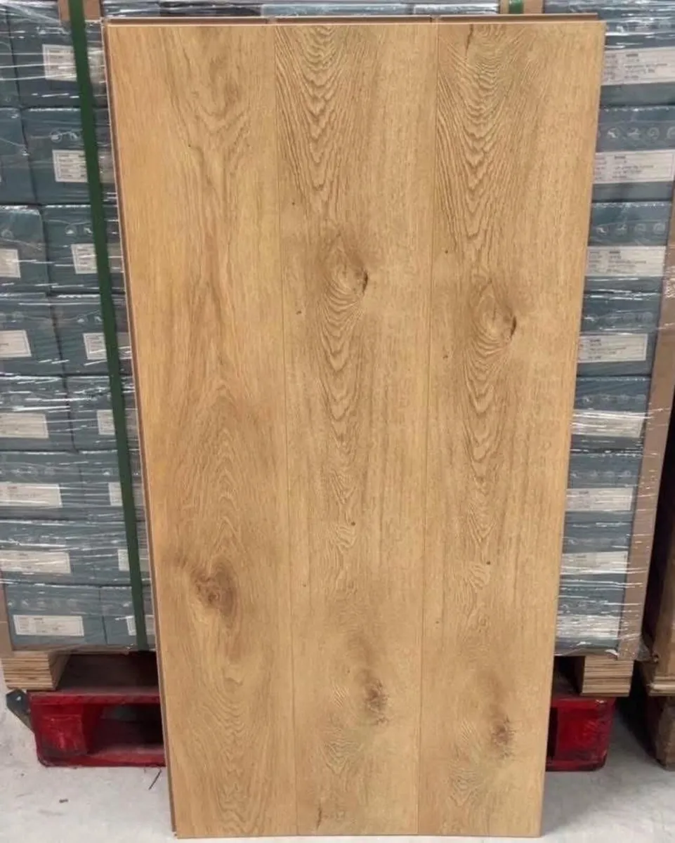 New Grey 8mm Laminated Flooring Free delivery - Image 3