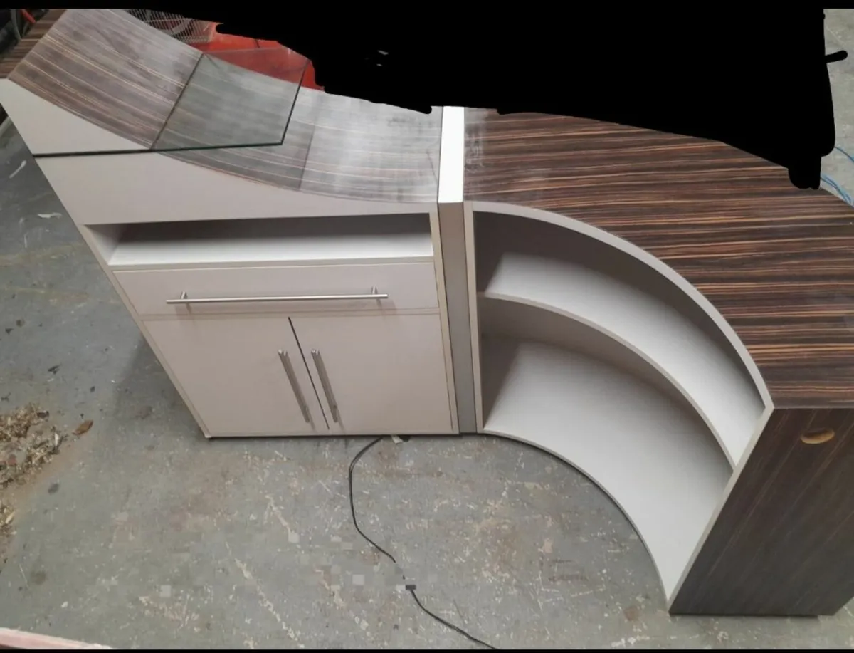 Office furniture - Image 2