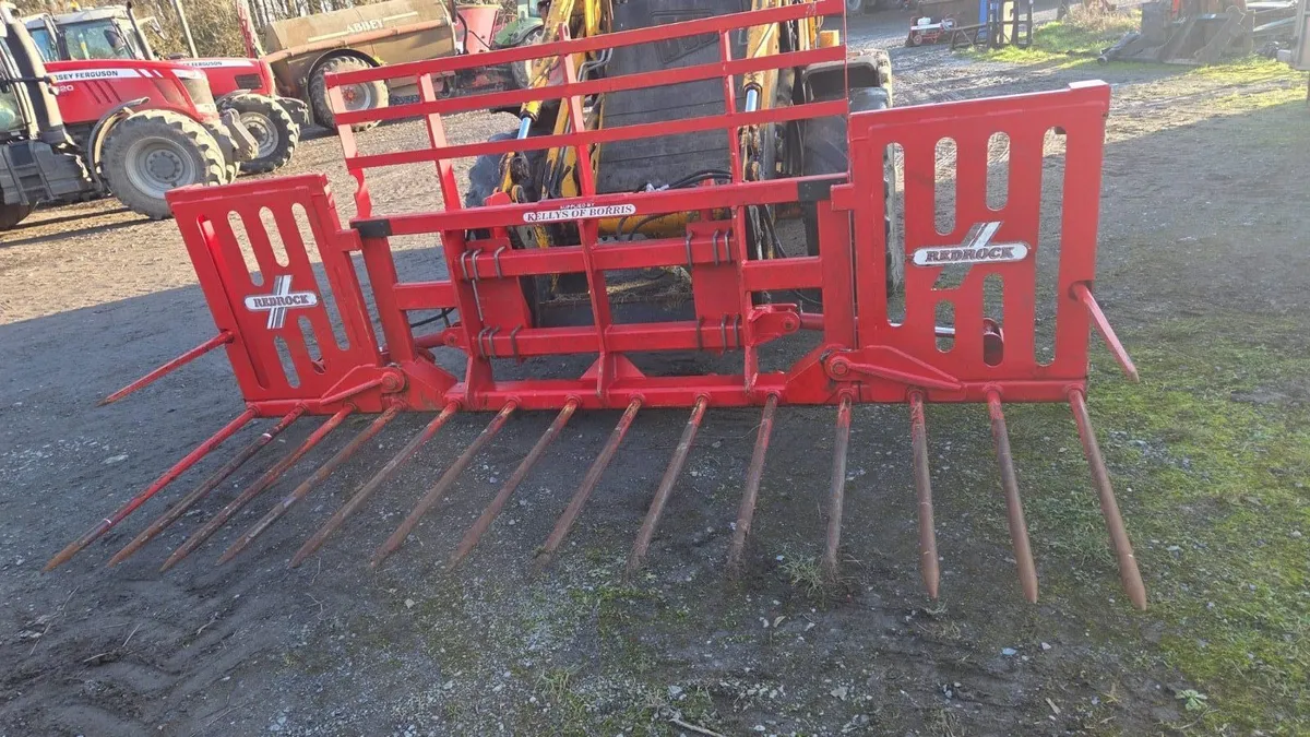 Redrock 12ft folding fork.   Cherry 9ft silage - Image 1