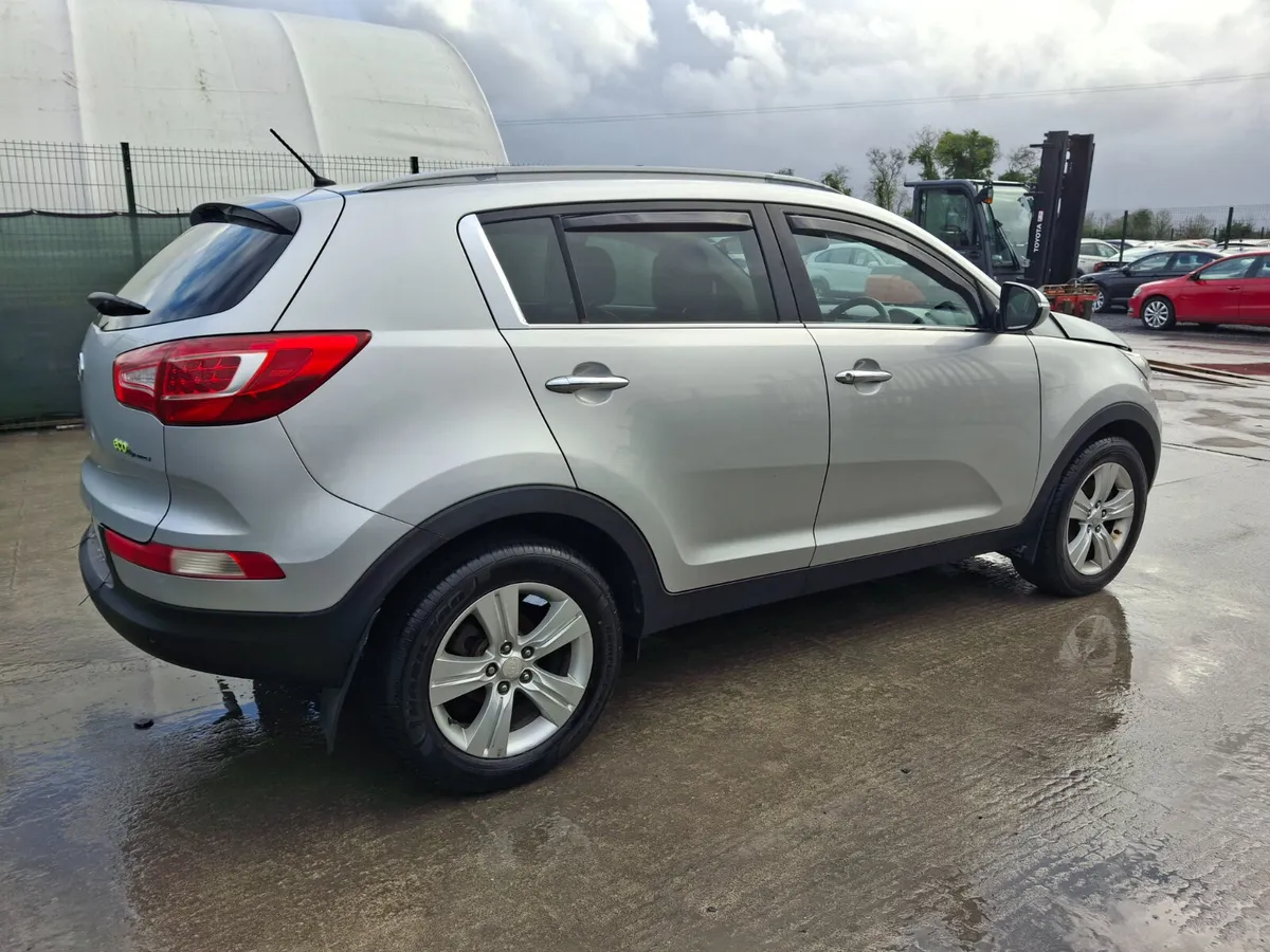 2011 Kia Sportage  1.7 Diesel - Image 2