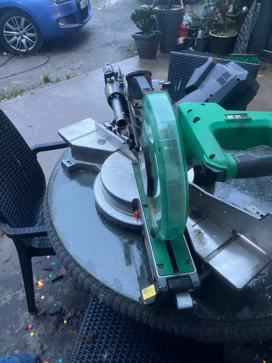 Hikoki battery chop saw - Image 4