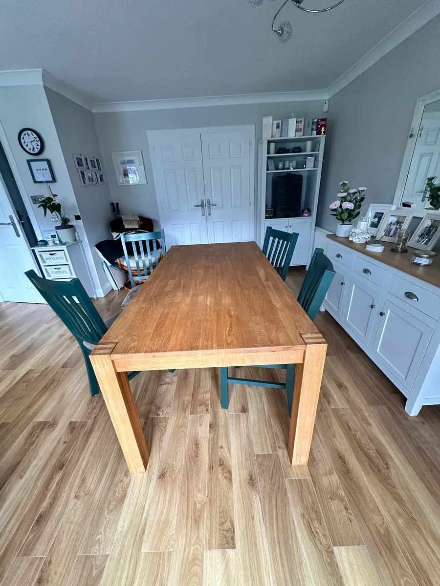 Light oak 6ft x 3ft table with 4 chairs - Image 2