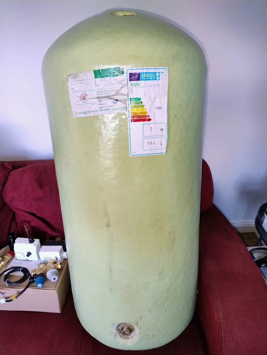 New & second hand plumbing/heating items - Image 2