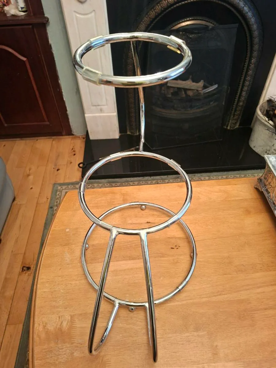 Wedding cake stand - Image 1