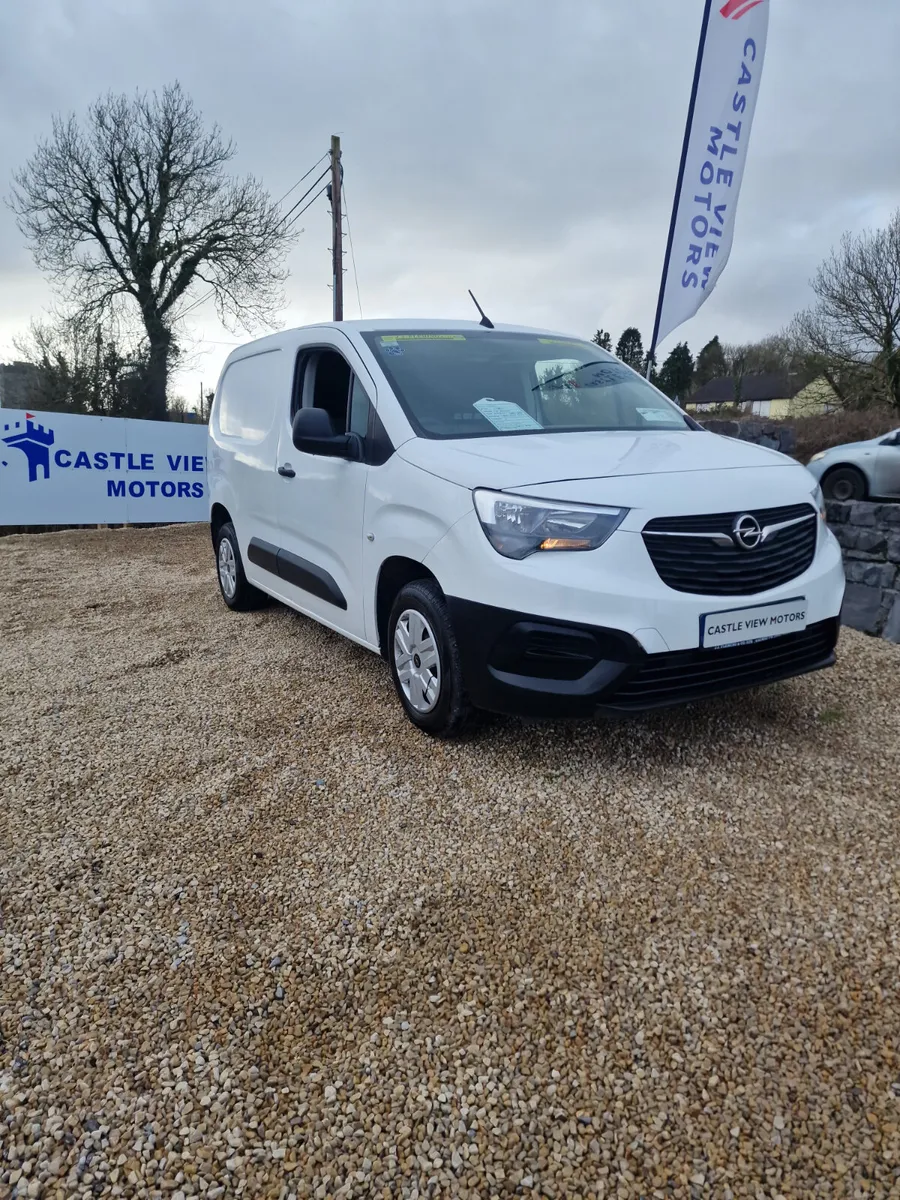 202 Opel Combo 1.5 Diesel New Doe - Image 1