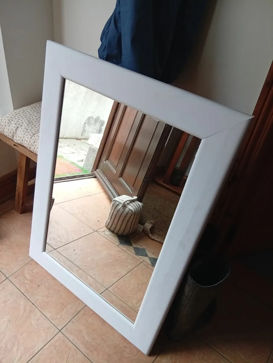 Mirror with wooden frame - Image 1