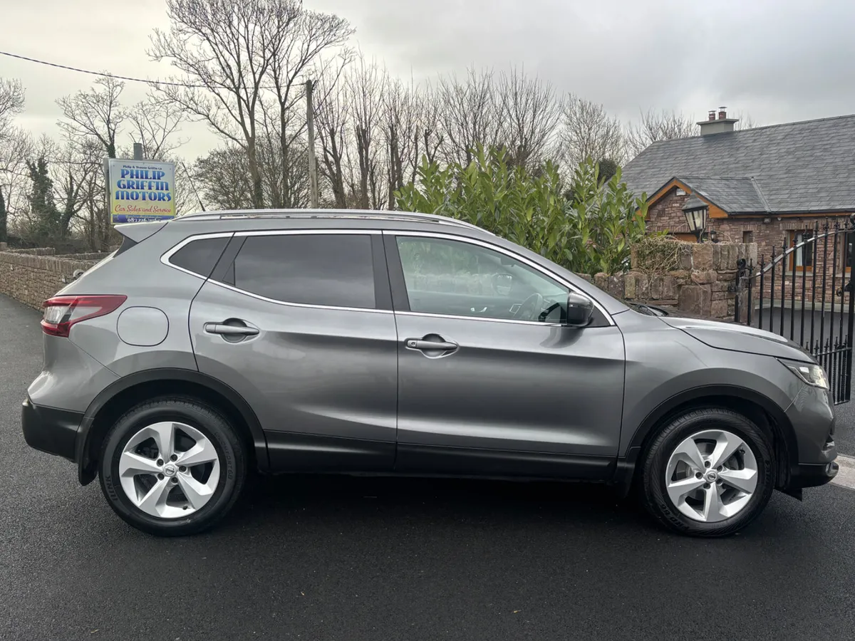 NISSAN QASHQAI 1.5 DSL SE HIGH SPEC COMMERCIAL - Image 4