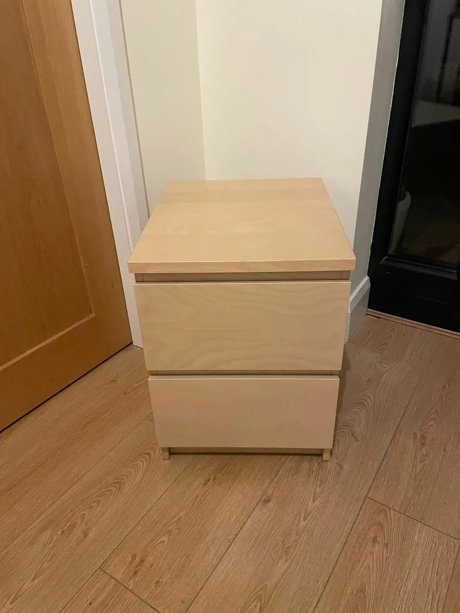 IKEA MALM Chest of drawers/bedside locker - Oak - Image 2
