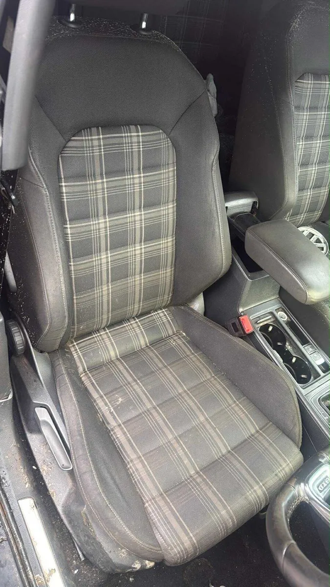 Volkswagen mk7 golf breaking for parts - Image 3