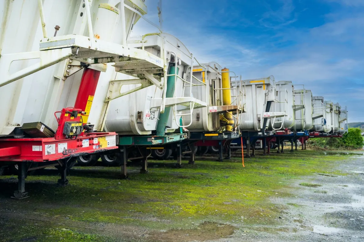 Bulk Tipping Trailers – From €5,000 - Image 3