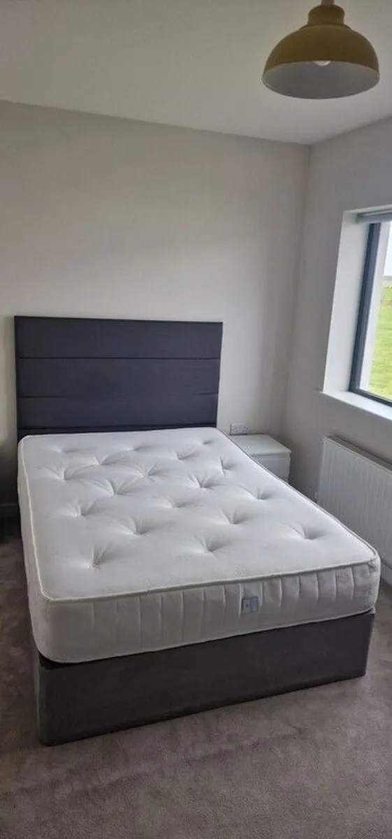 Bed & Lockers - Image 2