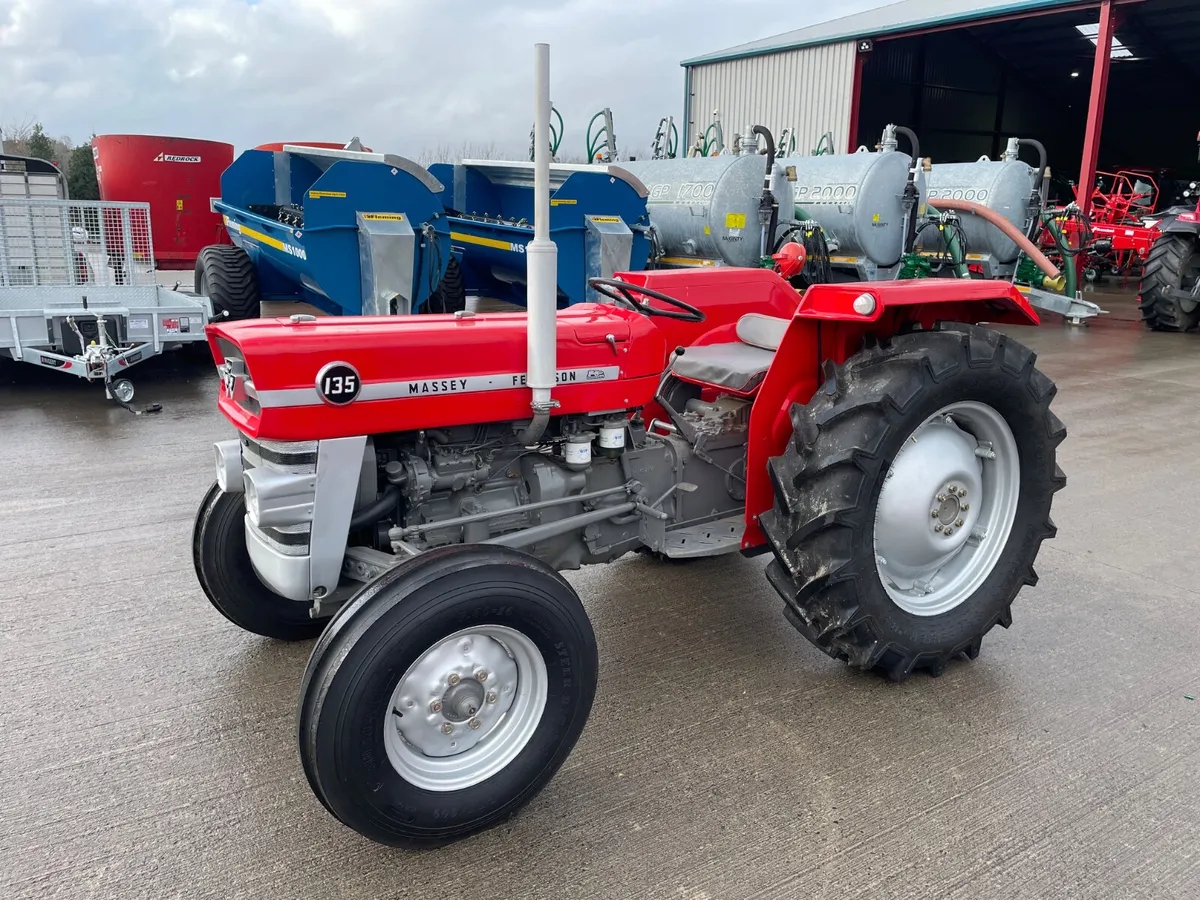 1969 Massey Ferguson 135 - Image 1