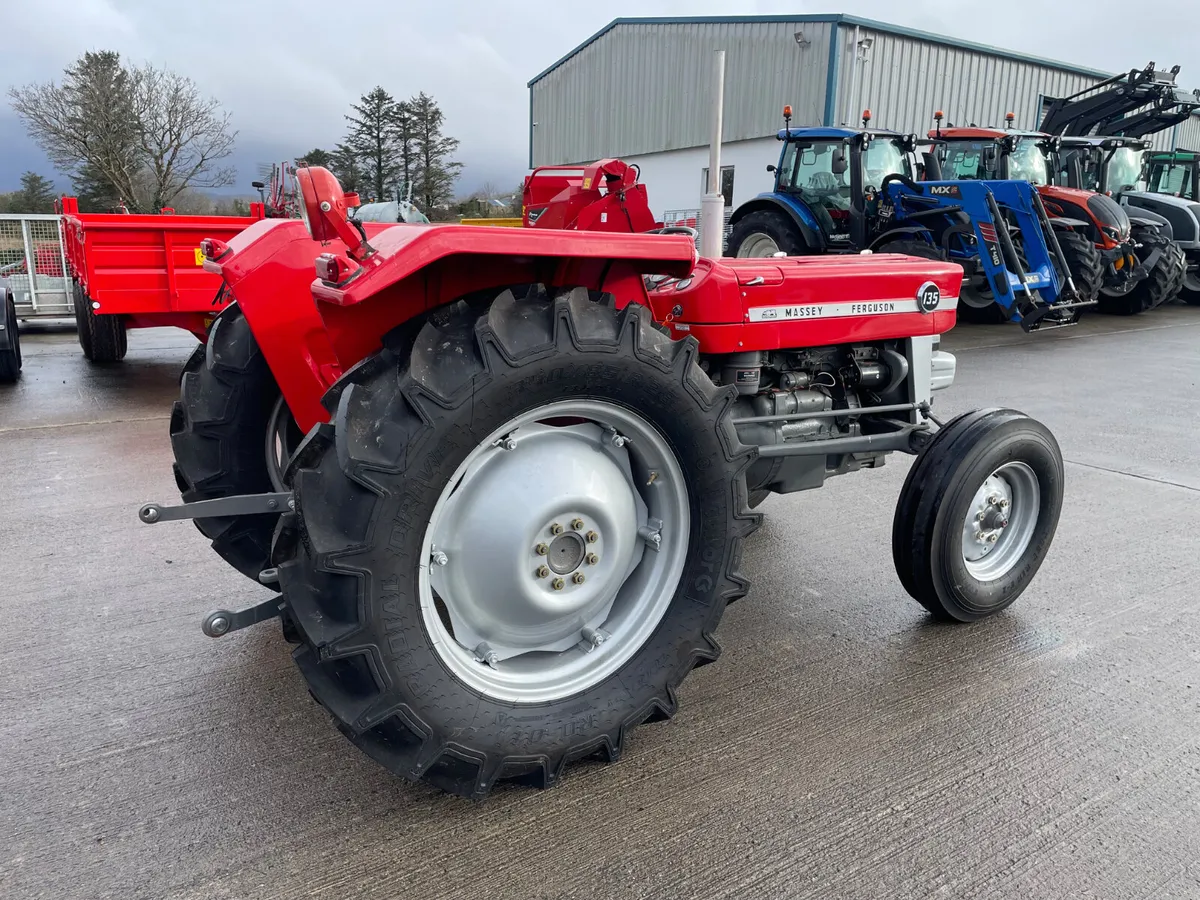 1969 Massey Ferguson 135 - Image 3