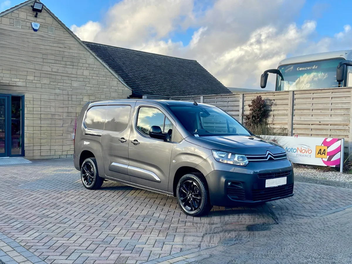 2024 Citroen Berlingo Low Roof Panel Van - Image 2