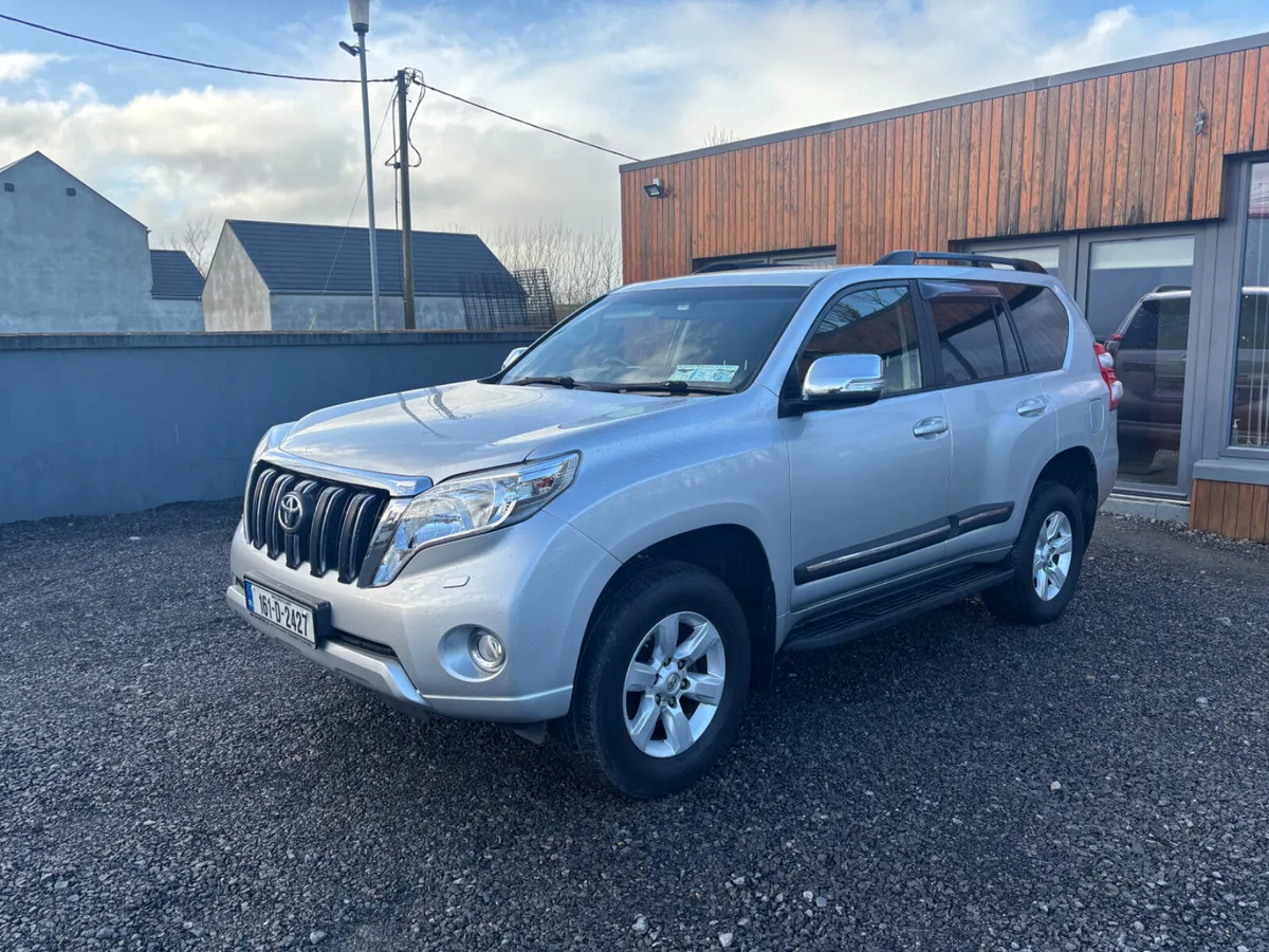 Toyota Land Cruiser 161 ORIGANAL CREW-CAB FROM NEW - Image 1