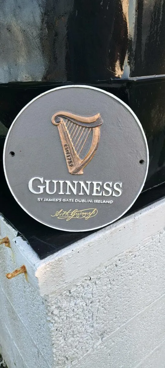 Guinness cast iron sign - Image 1