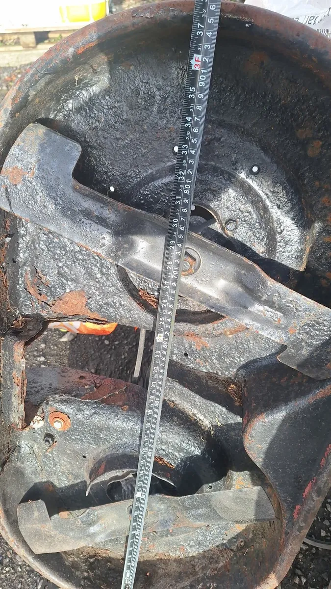 Ride on mower - Image 2