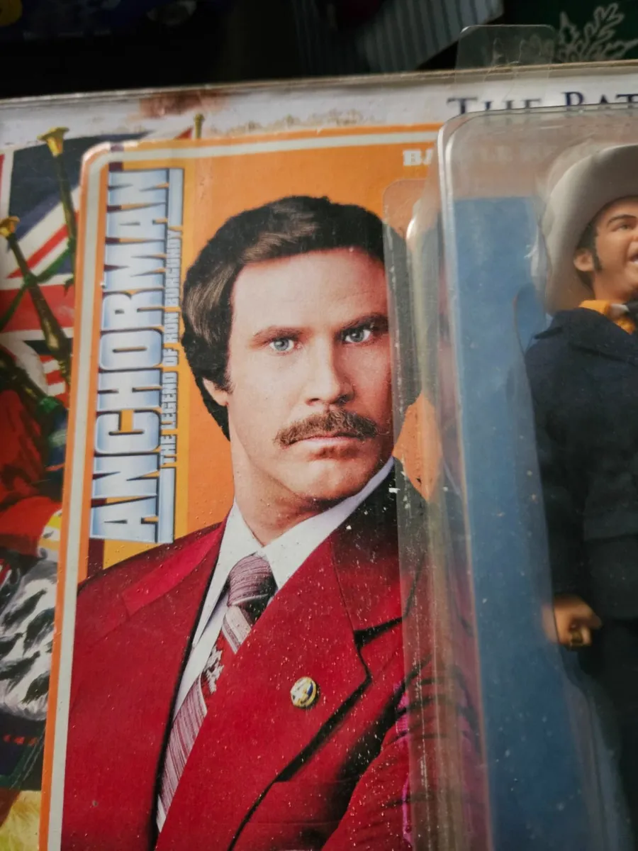 Anchorman The Legend of Ron Burgandy - Image 2