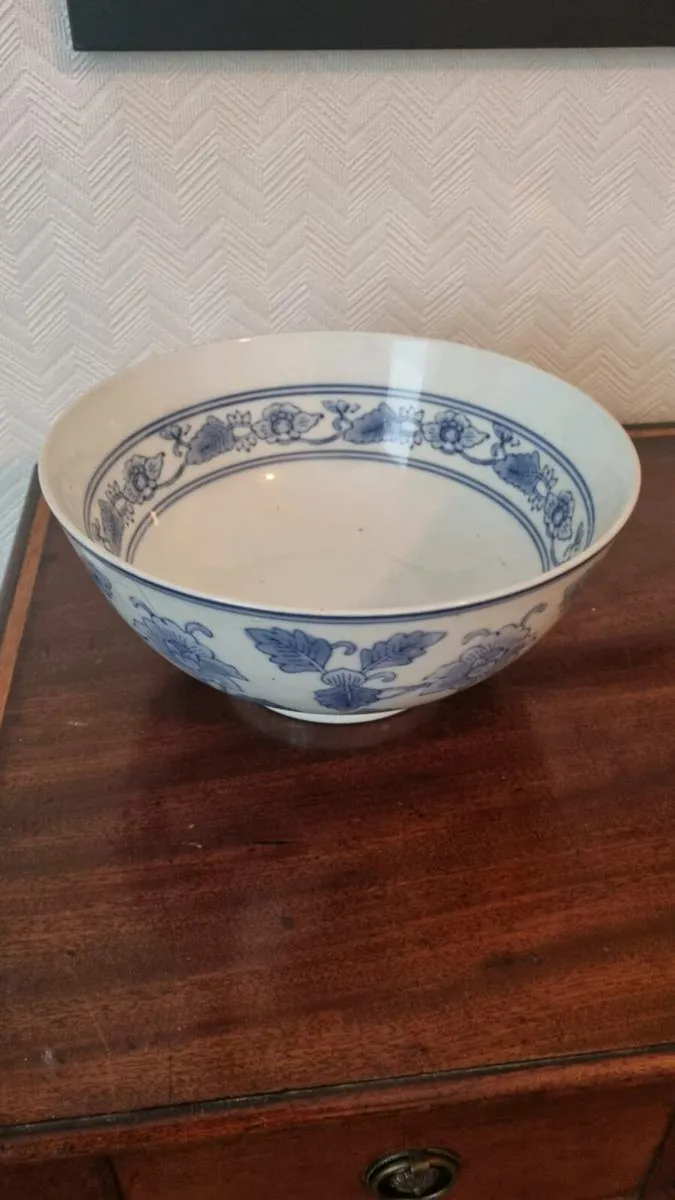 Vintage Blue and White Large Chinese Bowl - Image 1