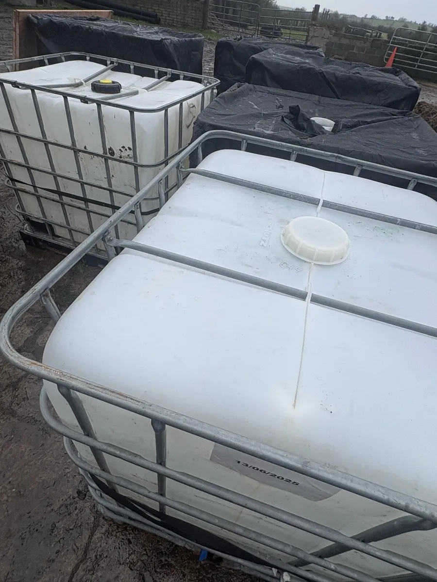 10x IBC Tanks Including UV Covers - Image 3