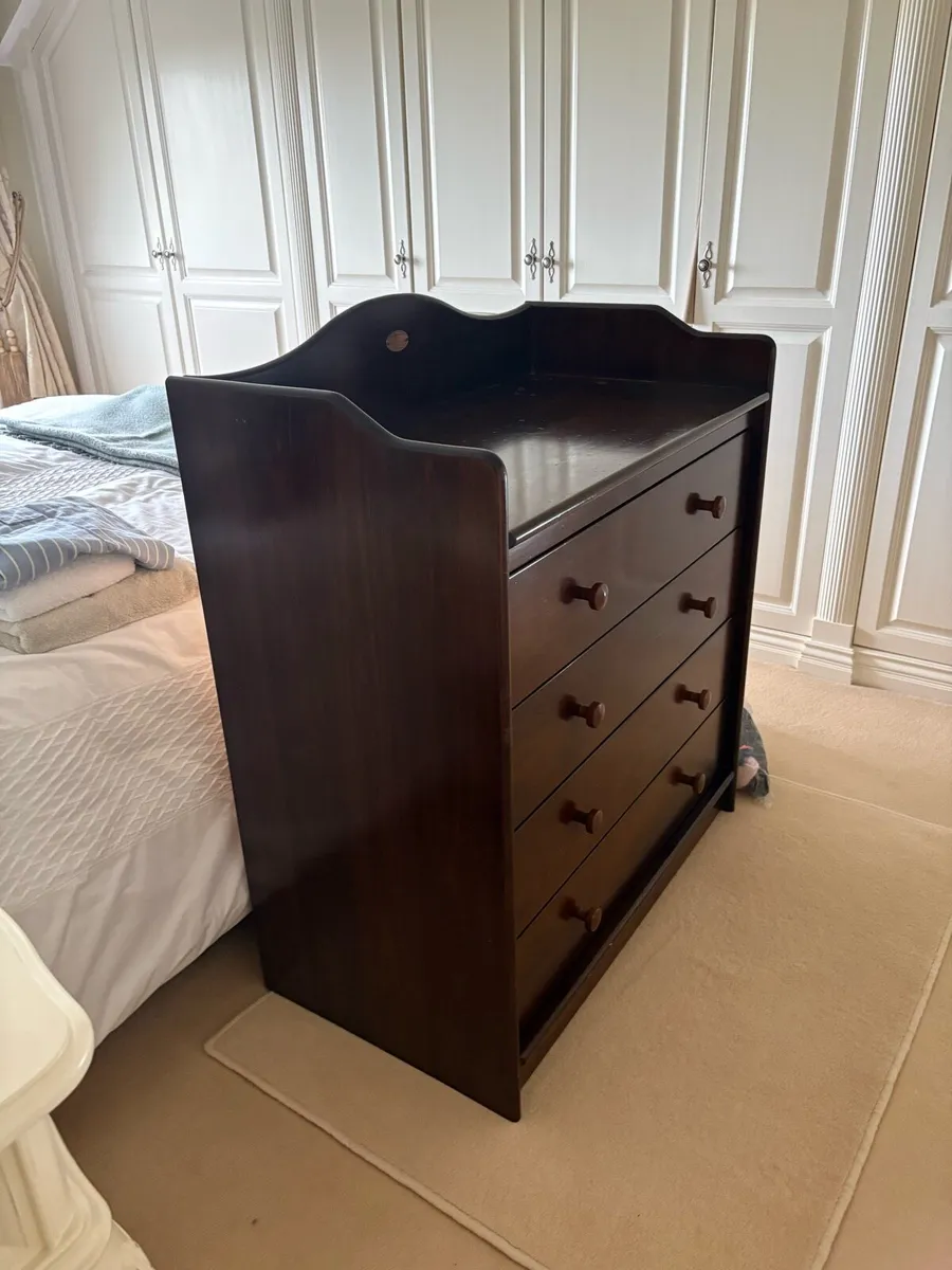 Chest of Drawers/ Changing Unit - Image 2