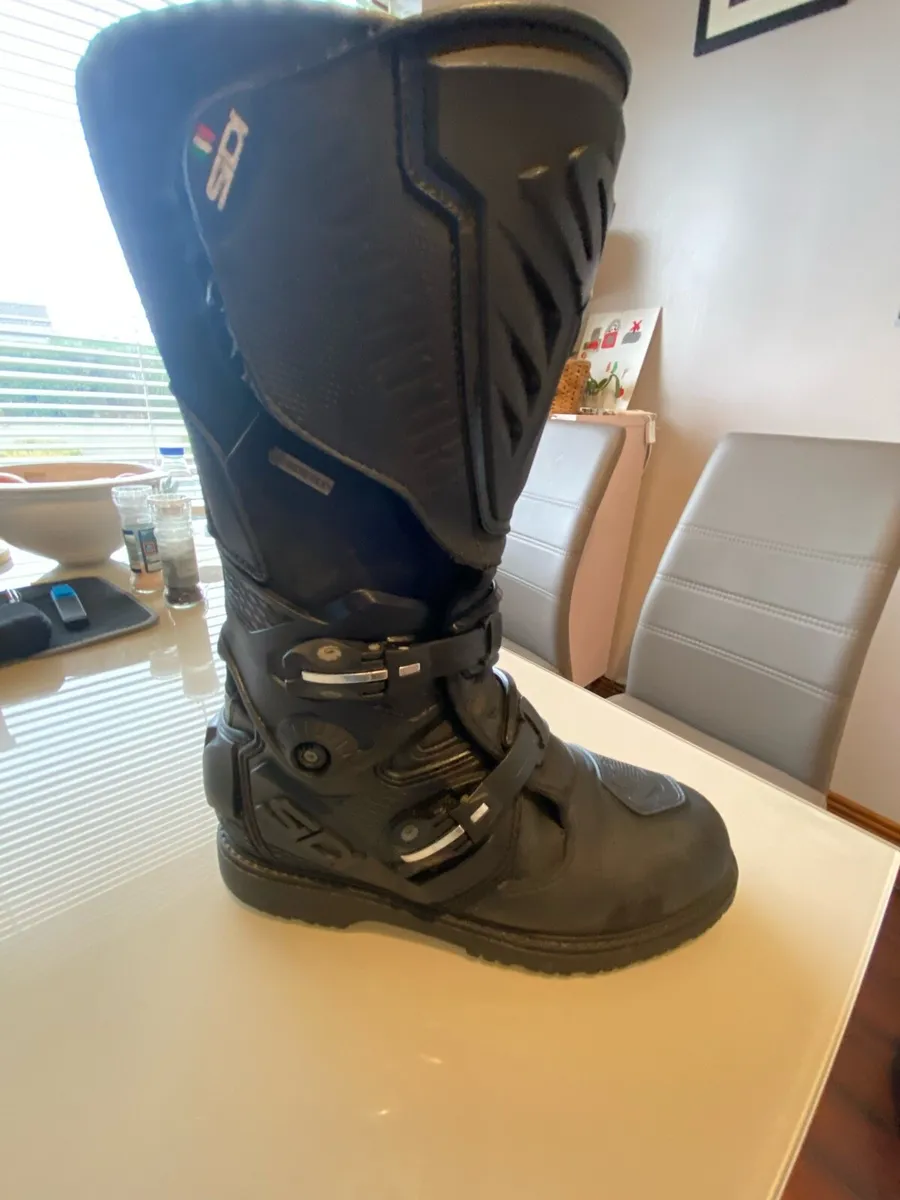Sidi Adventure 2 size 9 - Image 4