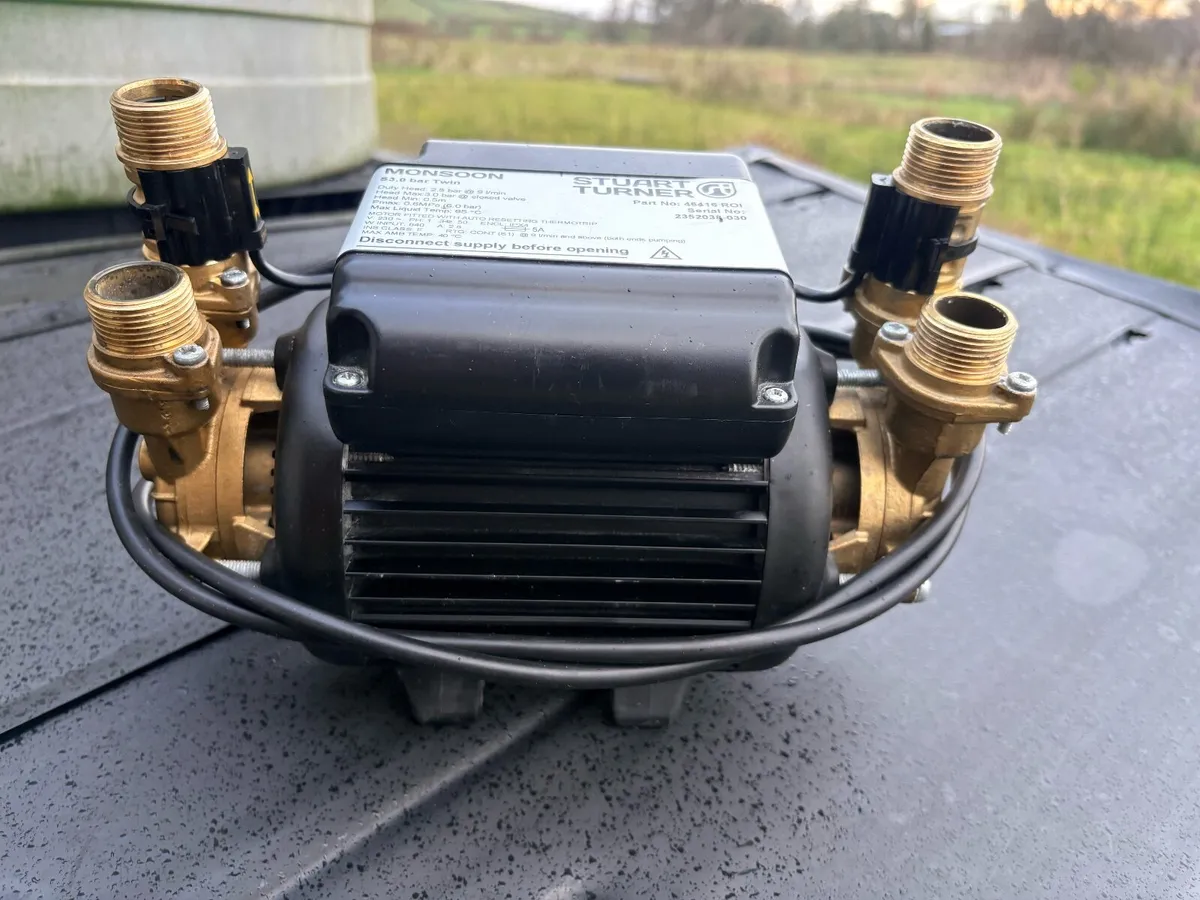 Monsoon Standard 3.0 bar Twin pump - Image 2