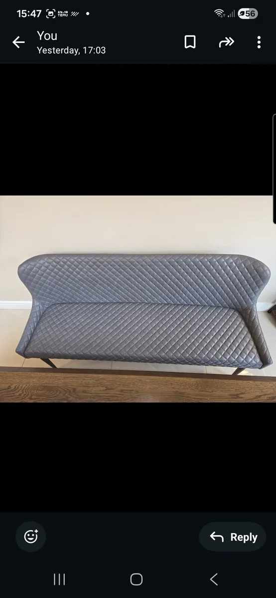 Kitchen table and chairs - Image 2