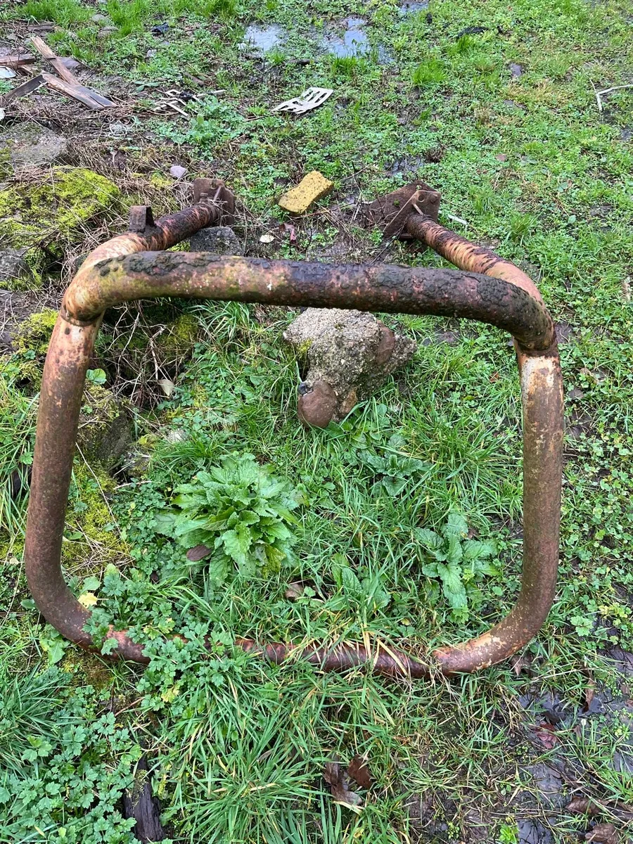 Ferguson roll bar - Image 2