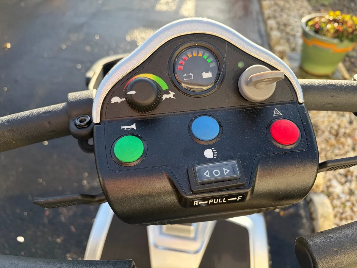 Mobility Scooter - Image 4