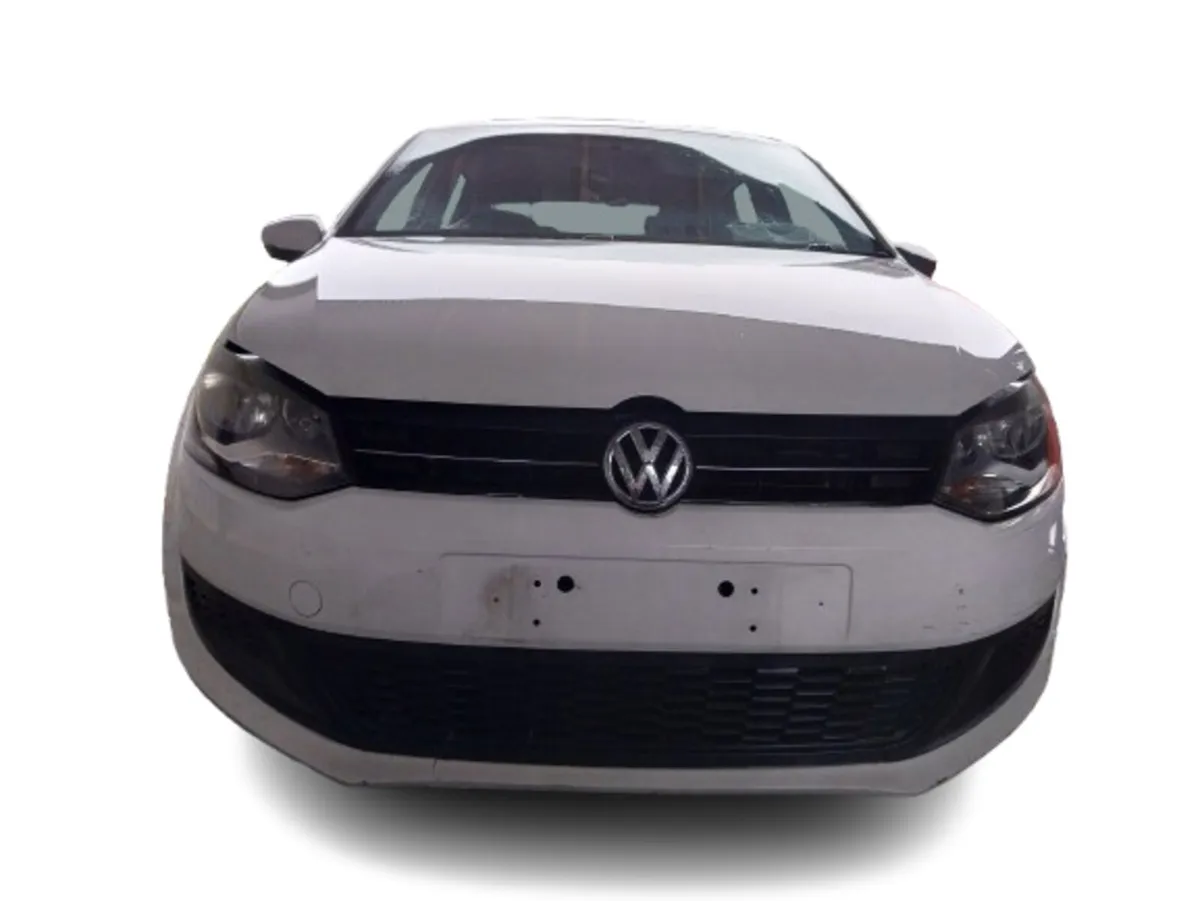 2011 VOLKSWAQGEN POLO For Breaking/Dismantling - Image 2
