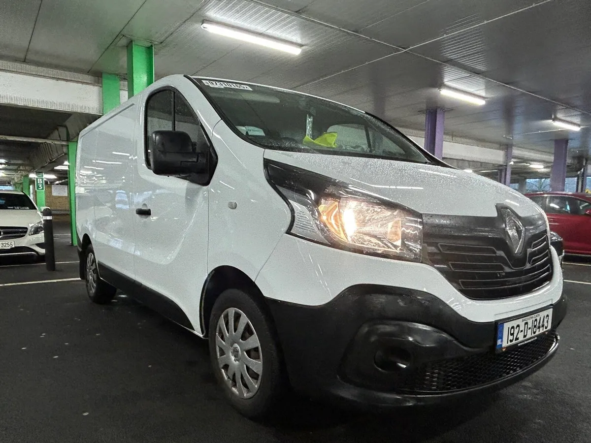 2019 Traffic 1 Owner CVRT 01/27 NO VAT - Image 1