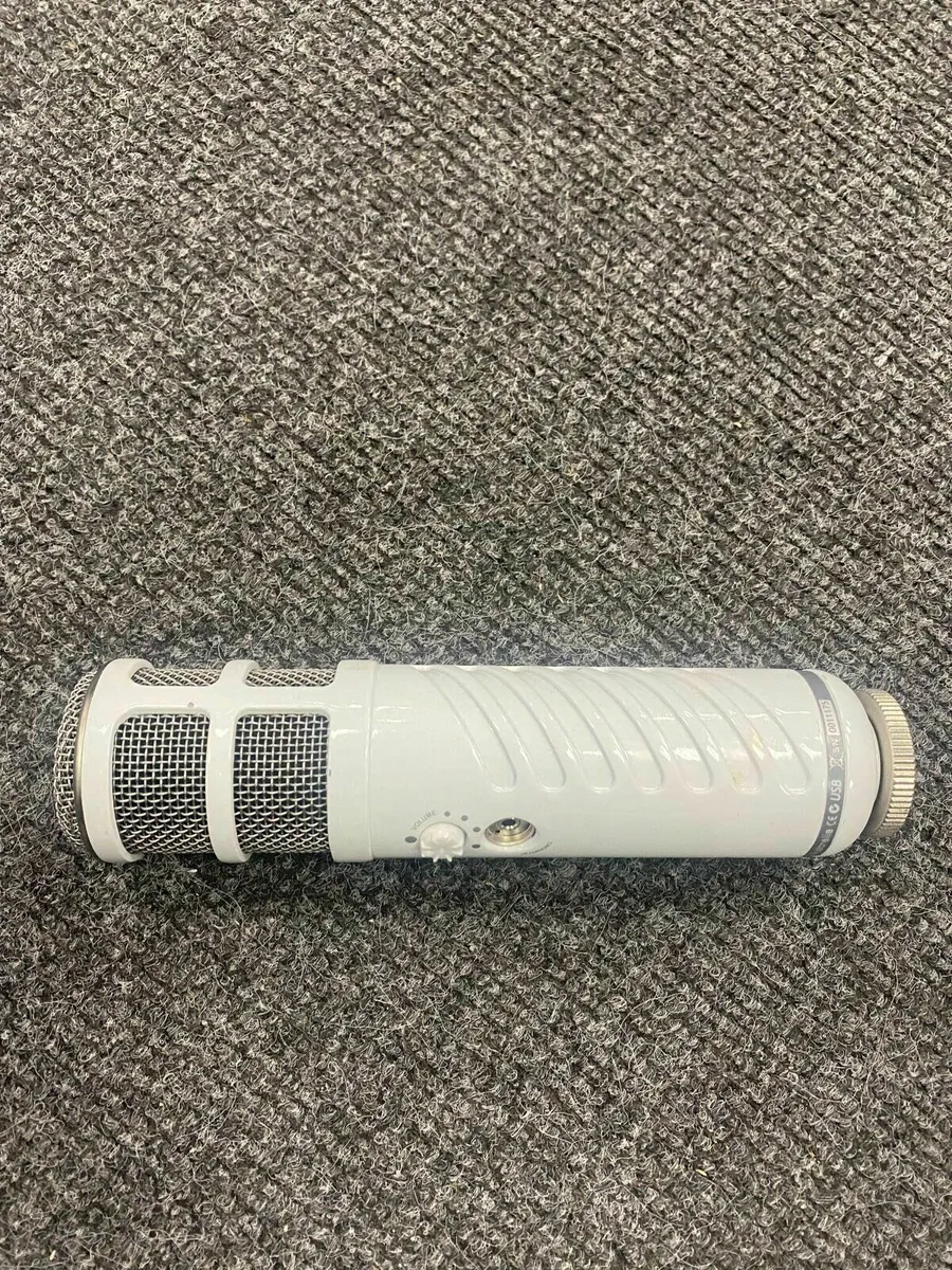 Rode Podcaster USB Microphone - Image 3