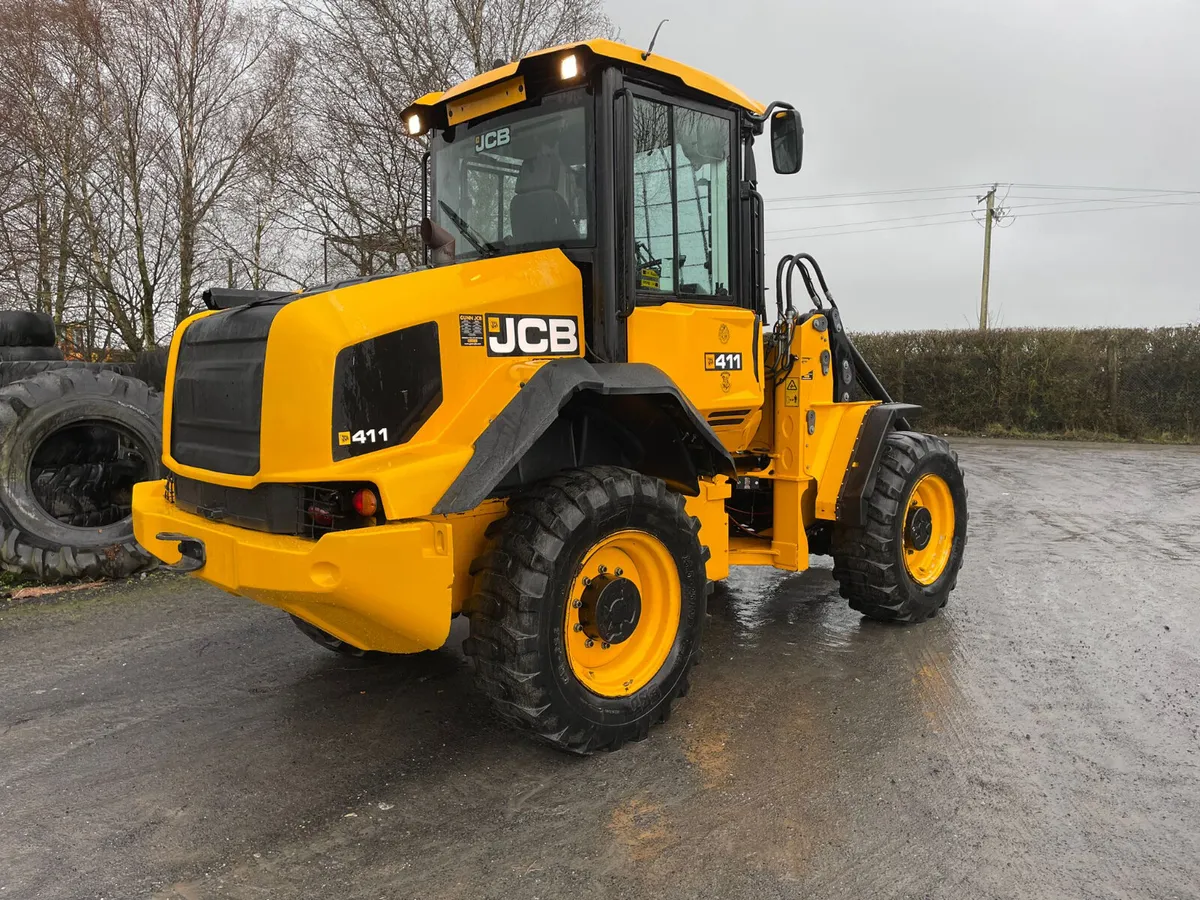 JCB 411 Loading Shovel - Image 3