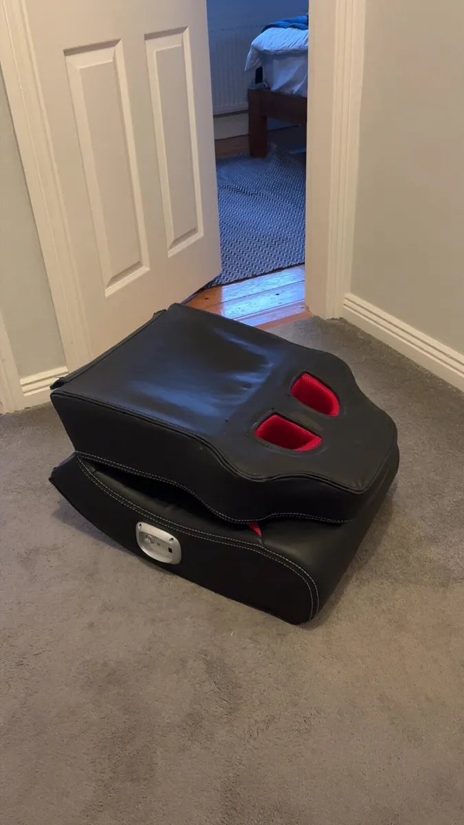 Rocker Gaming Chair - Image 1