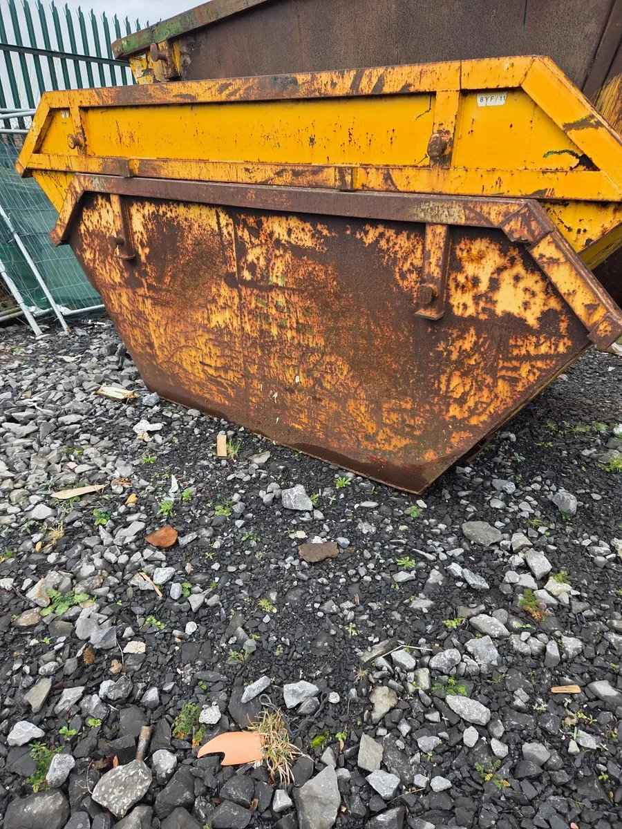 Skip for sale - Image 3