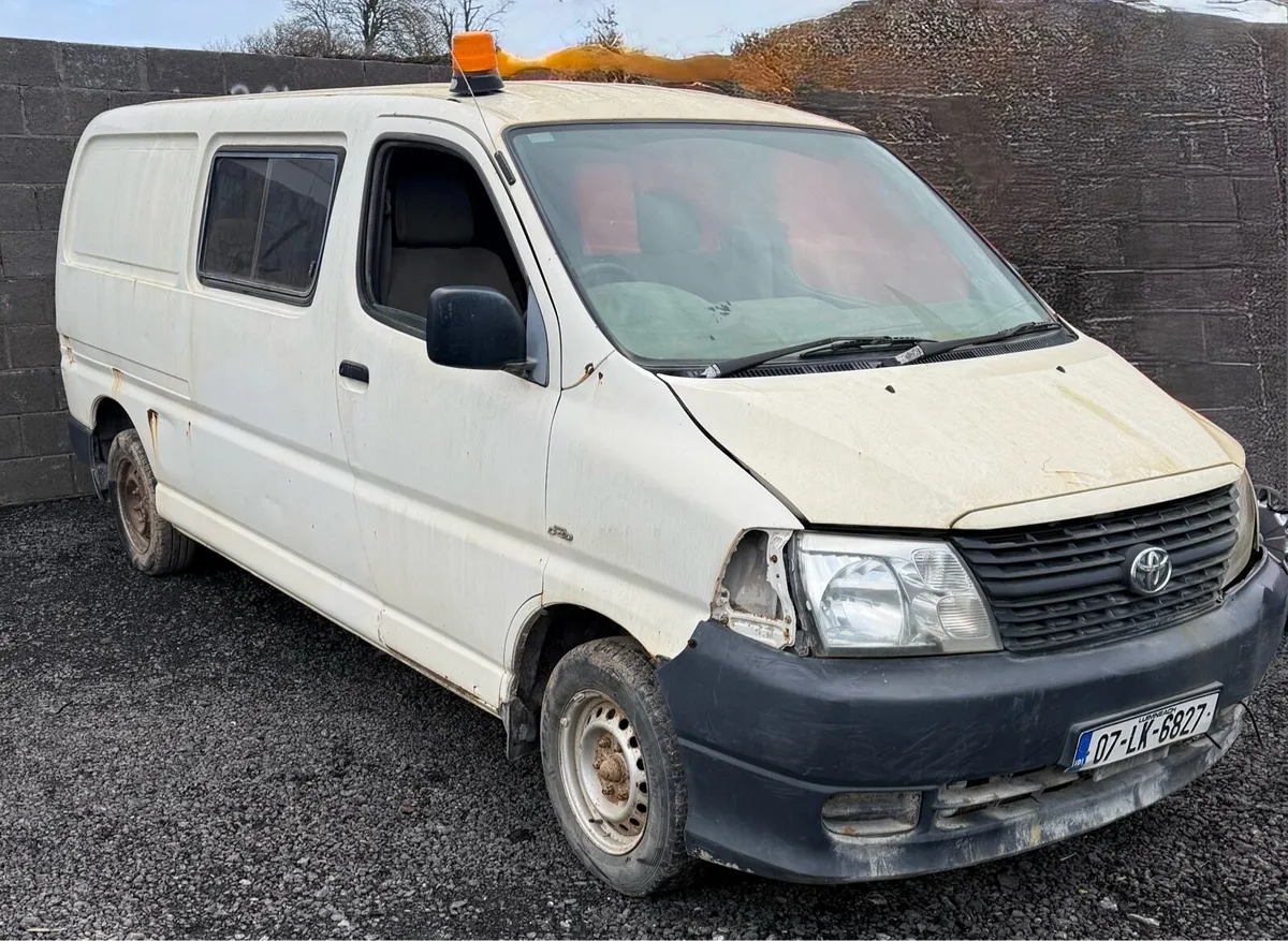 Toyota Hiace Only 55,000 Kmh - Image 1