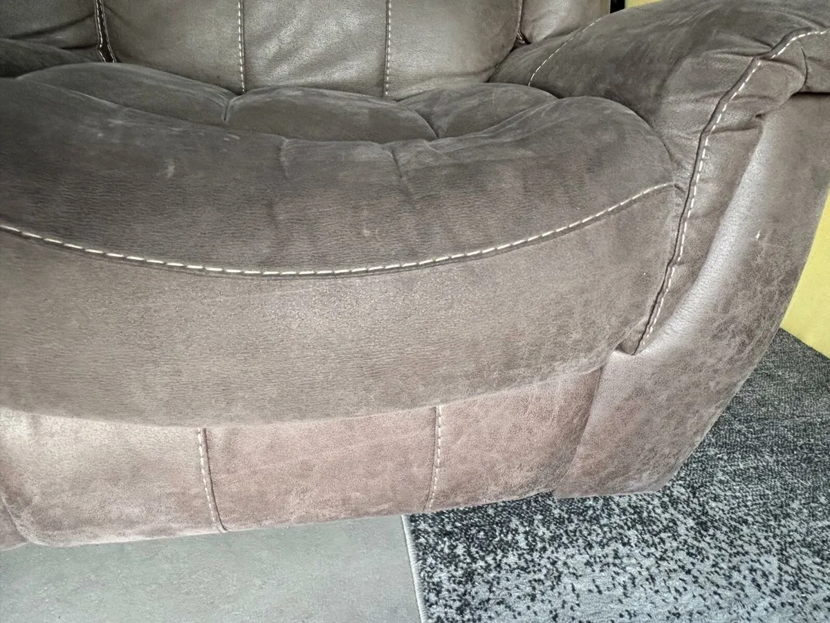 2 seater recliner couch - Image 3