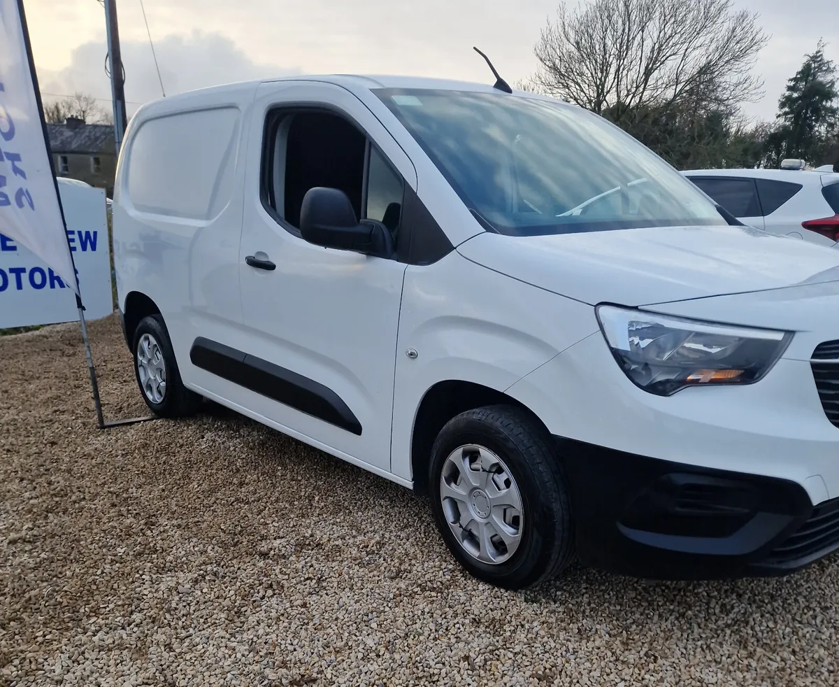 211 Opel Combo 1.5 Diesel New Doe - Image 2