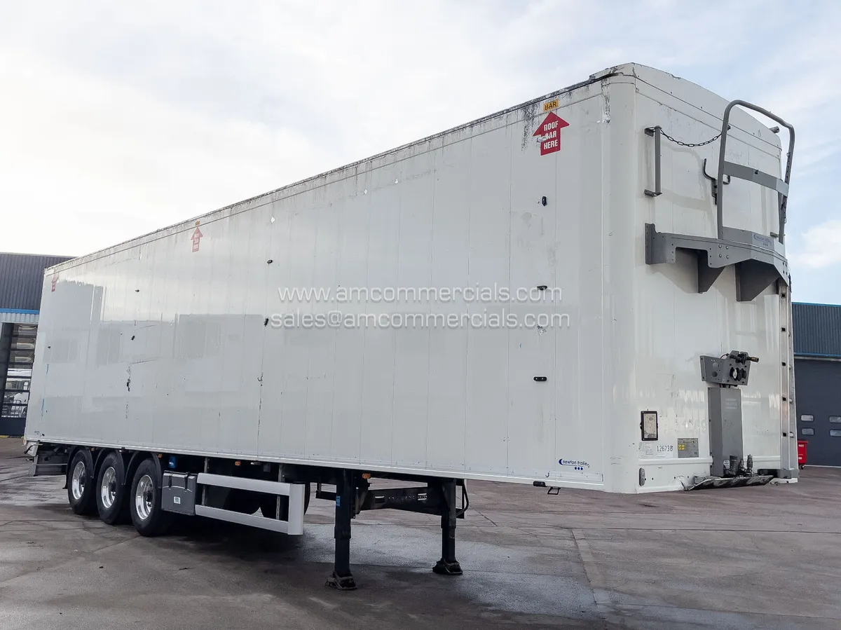 2018 KHAPEN WALKING FLOOR TRAILER - Image 1